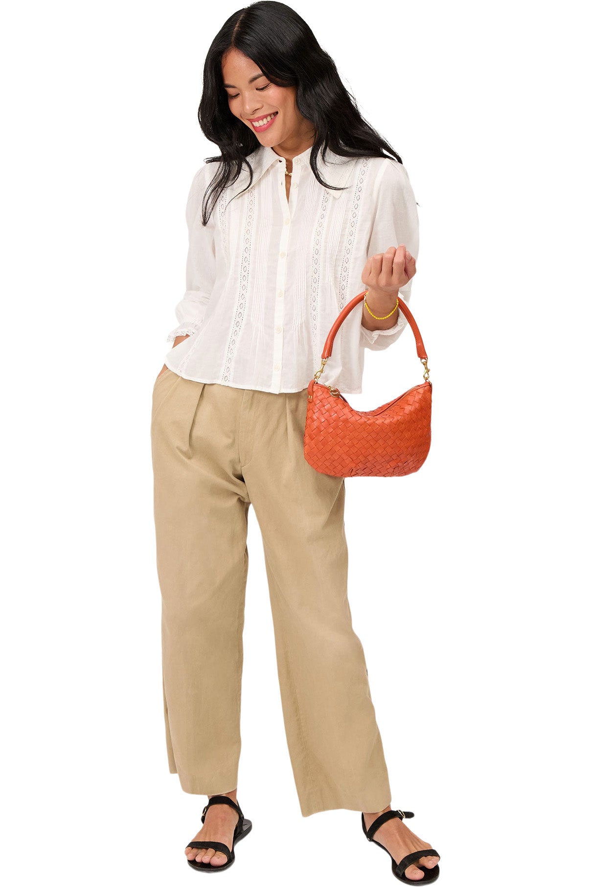 Clare V. Petit Moyen Messenger in Saltillo Diagonal Woven