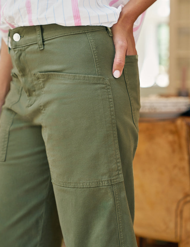 Frank & Eileen Bray Everyday Twill Barrel Pant in Olive