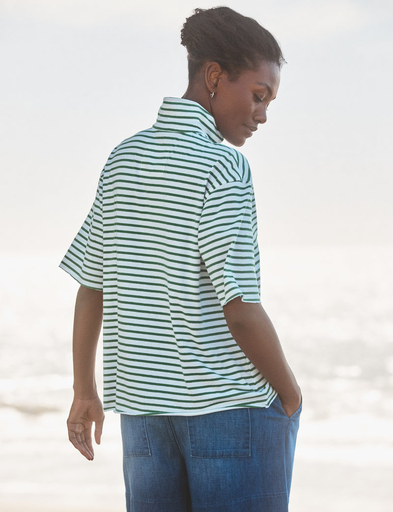 Frank & Eileen Patty
Short-Sleeve Popover Henley in Green White Stripe