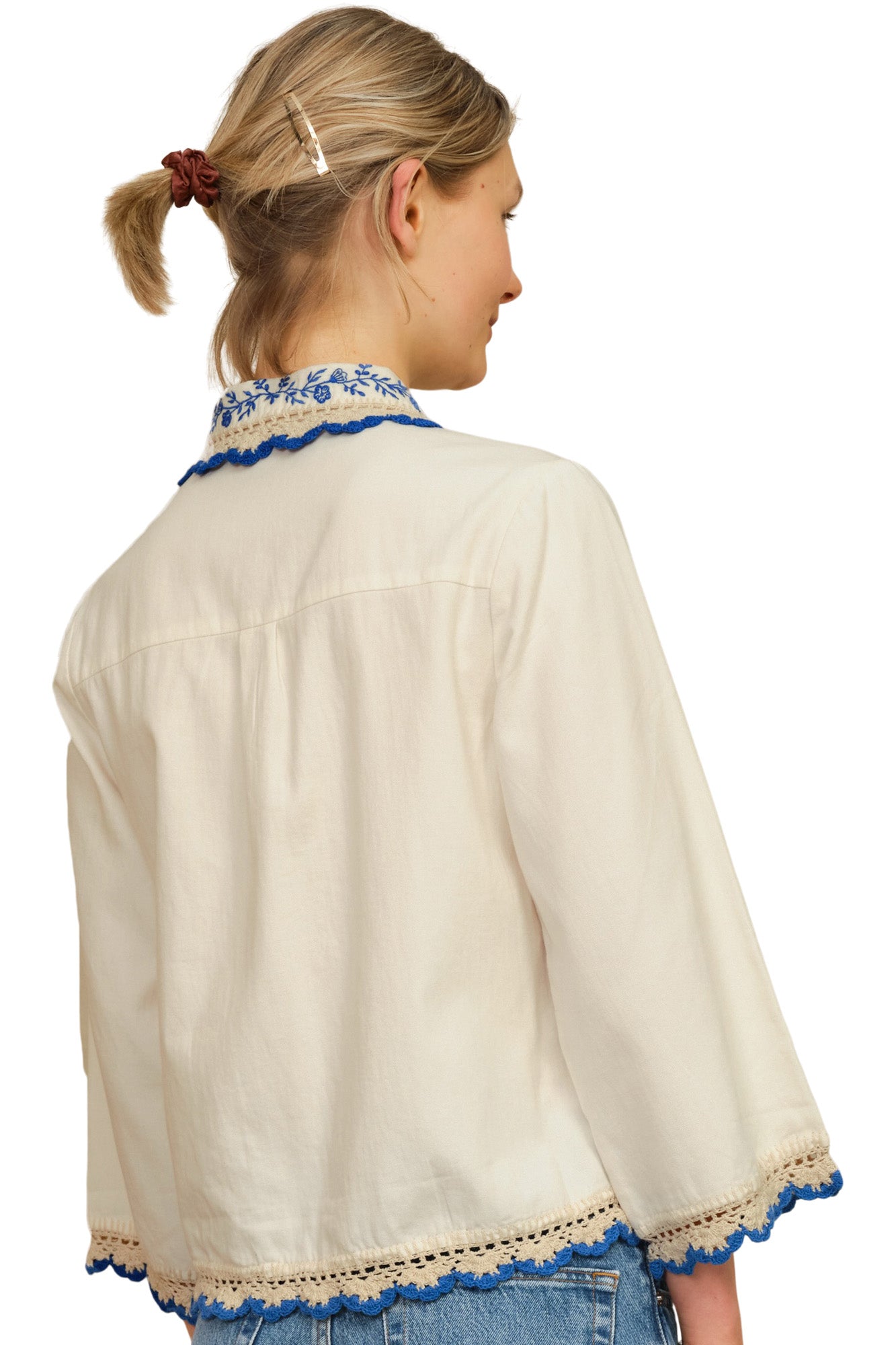 M.A.B.E Frady Crochet Top in Ivory-Blue