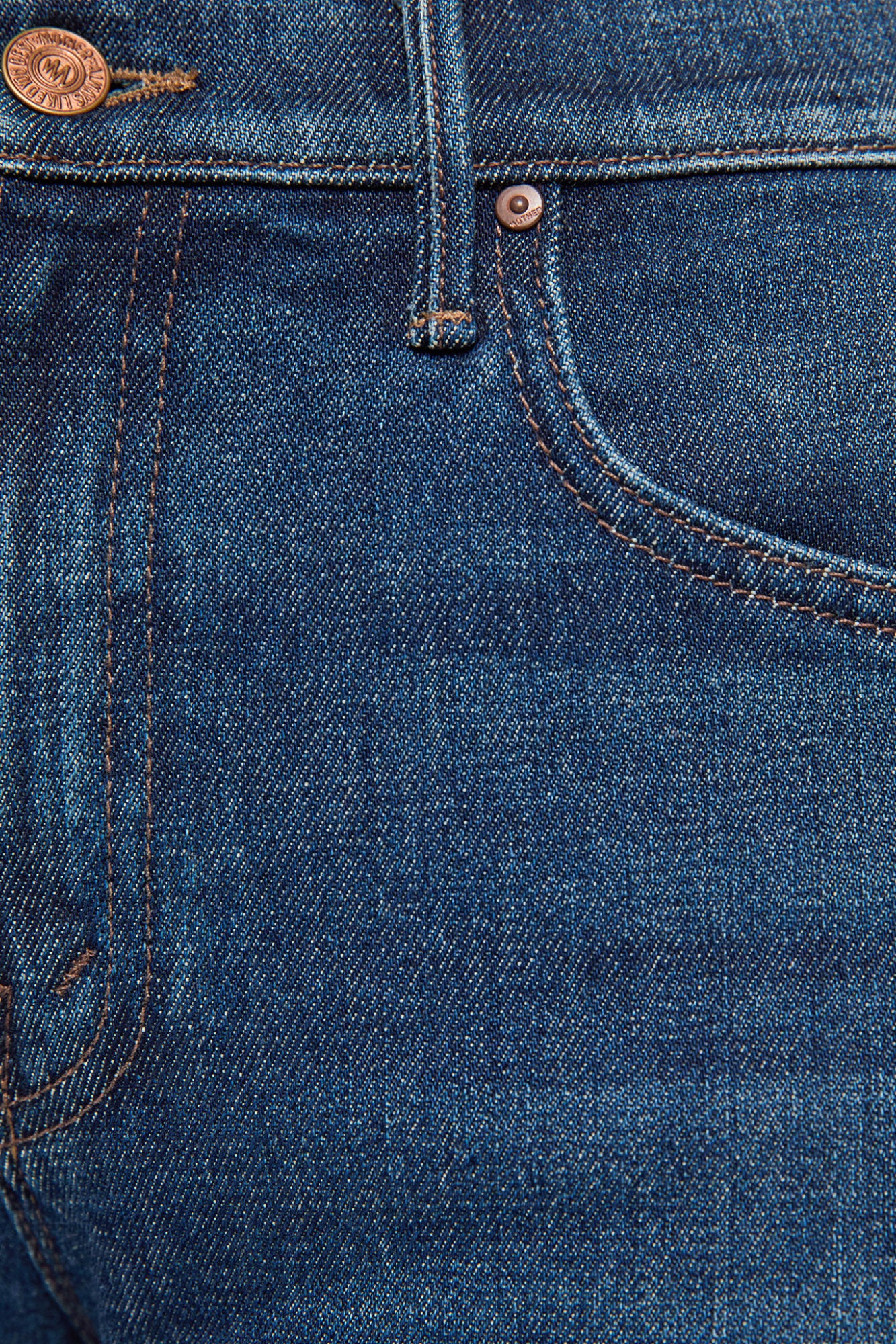 MOTHER Denim Mid Rise Lasso Sneak in That Belongs in a Museum