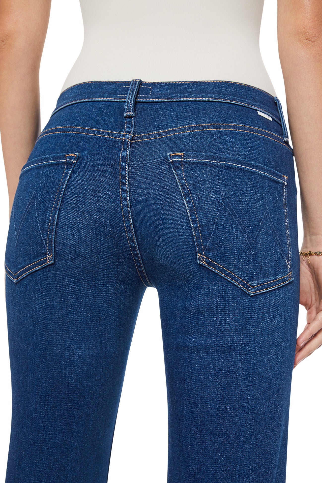 MOTHER Denim Mid Rise Rambler Zip Flood in Pinkies Up