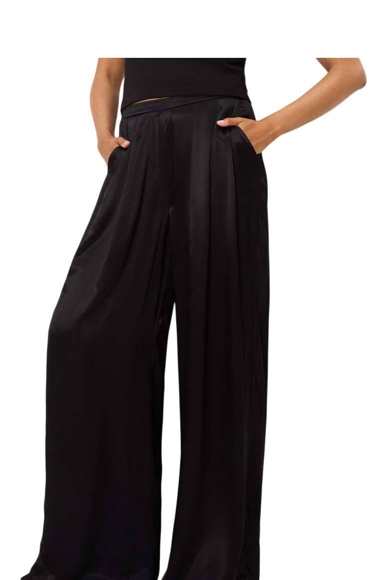Michael Stars Margo Pleated Pull on Trouser in Black