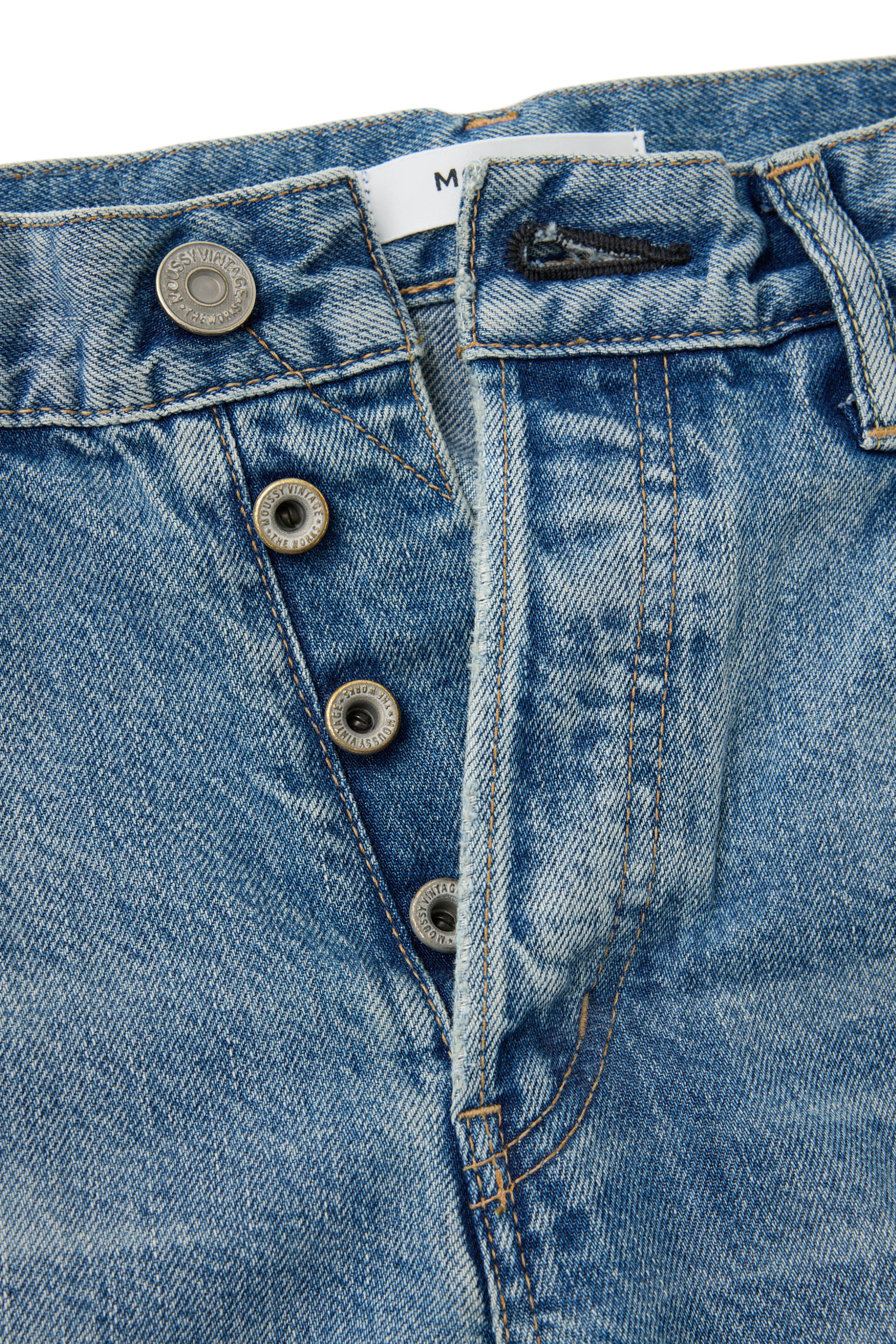Moussy Denim Leyden Straight Jean in Light Blue
