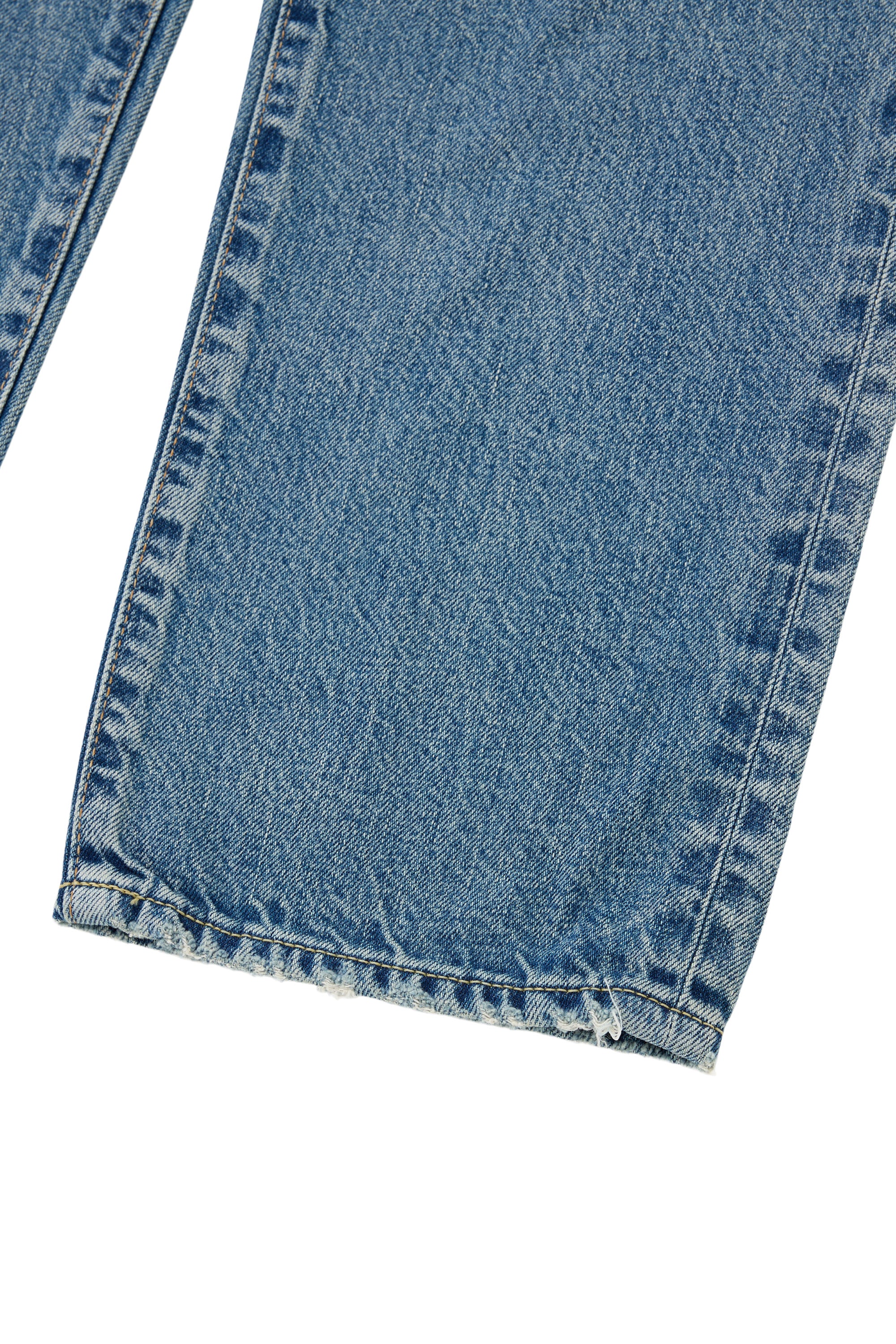 Moussy Denim Leyden Straight Jean in Light Blue