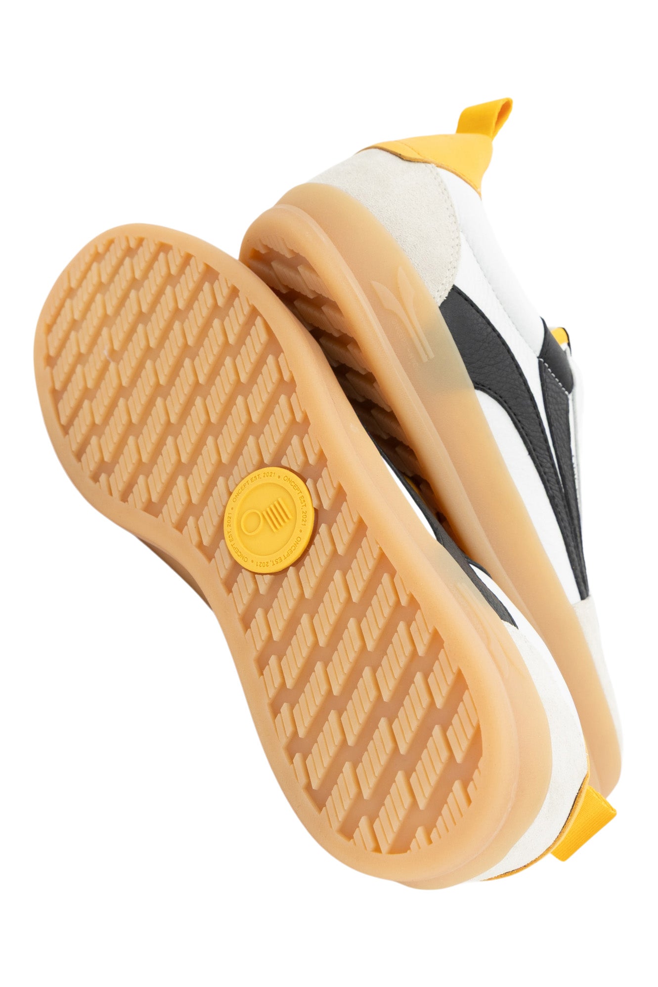 Oncept Fez Sneakers in Retro White