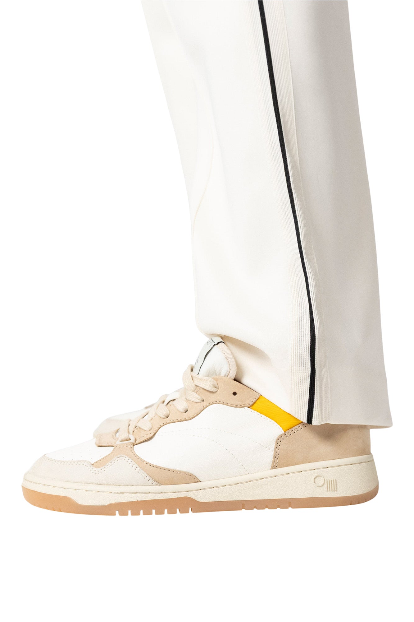 Oncept Phoenix Sneakers in Vanilla