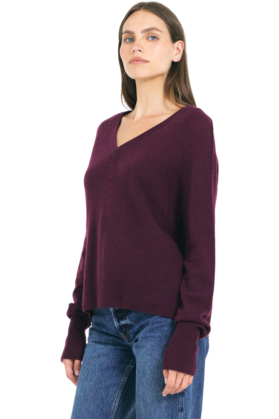 One Grey Day Sloane Cashmere V-Neck Sweater in Plumberry