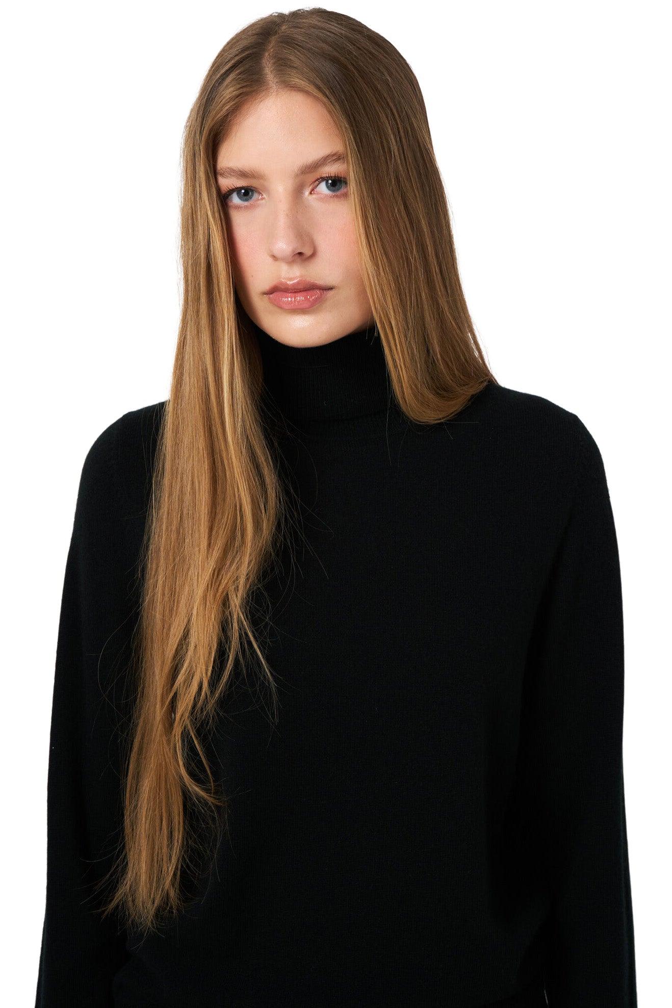 Repeat Cashmere Organic Cashmere Turtleneck Sweater in Black