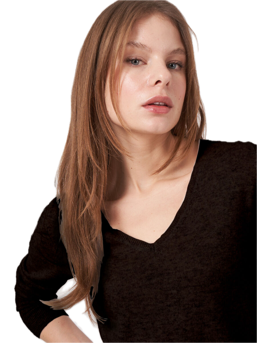 Repeat Cashmere Basic Cashmere V-neck Sweater