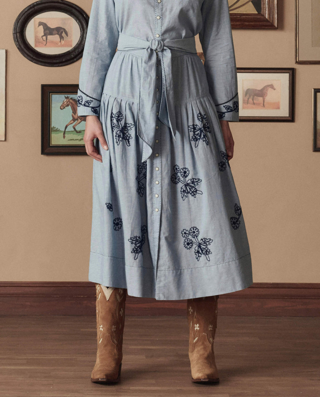 The Great x Stetson Western Embroidered Highland Skirt in Chambray