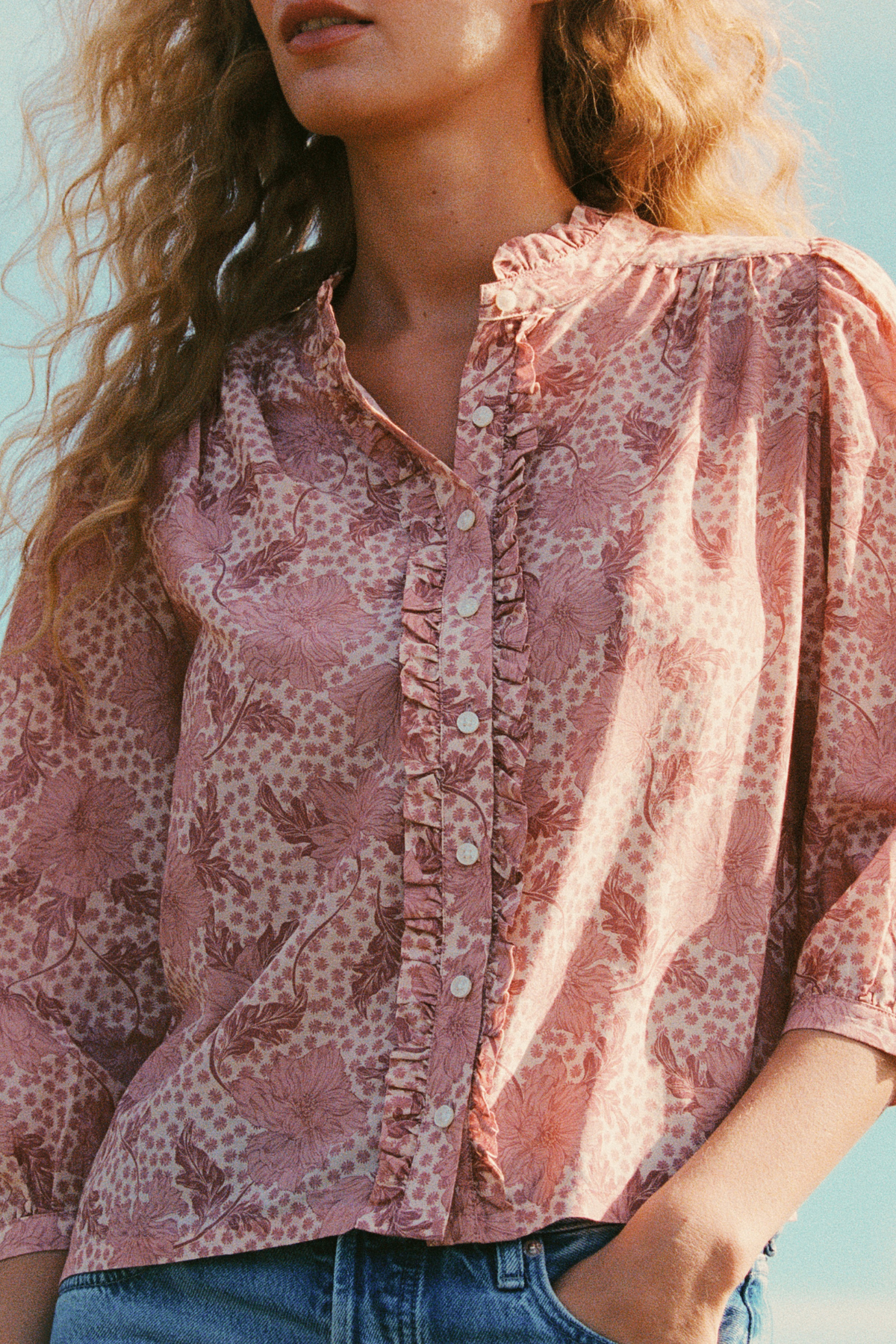 Trovata Birds of Paradis Elin Shirt in Rosewater Bloom