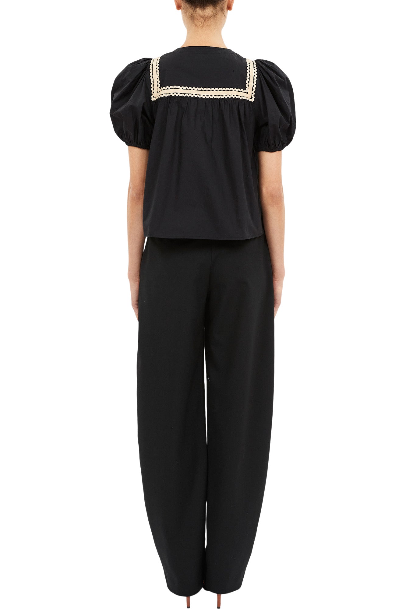 Ulla Johnson Lia Puff Sleeve Top in Noir