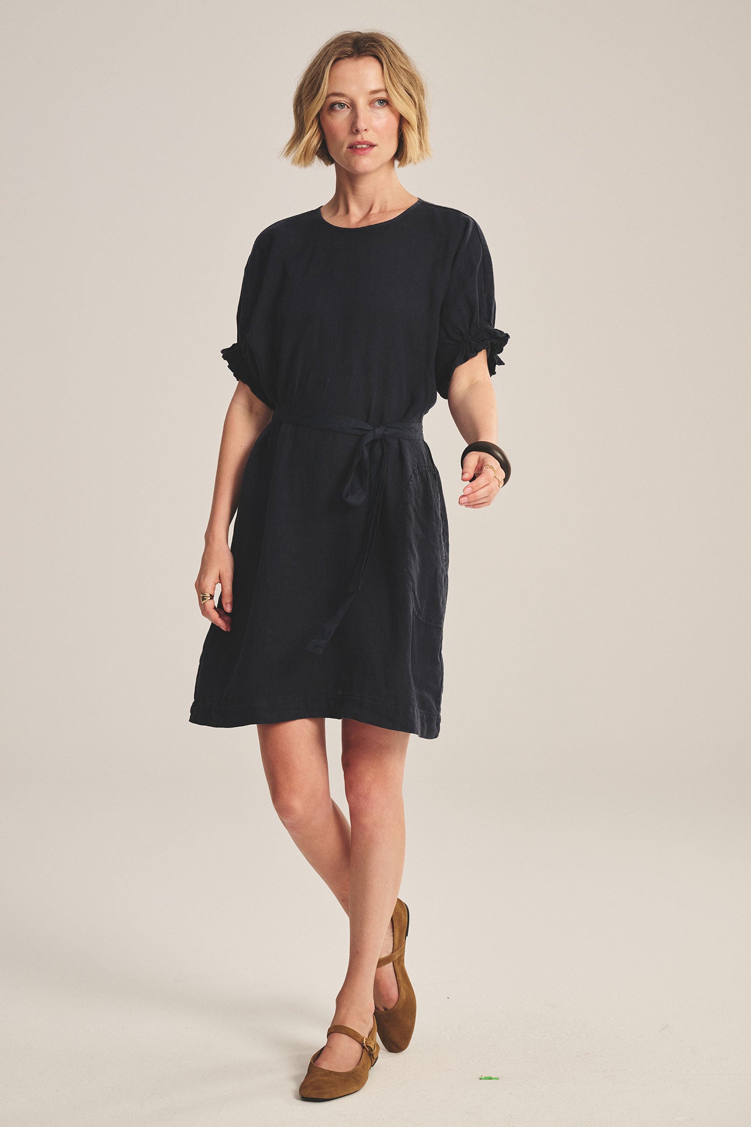 Velvet Vivian Short Sleeve Dress in Shadow