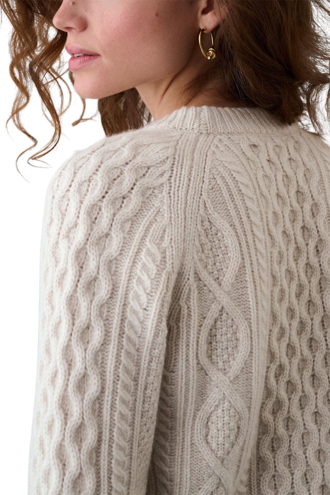 White & Warren Cashmere Luxe Cable Sweater in Natural Heather