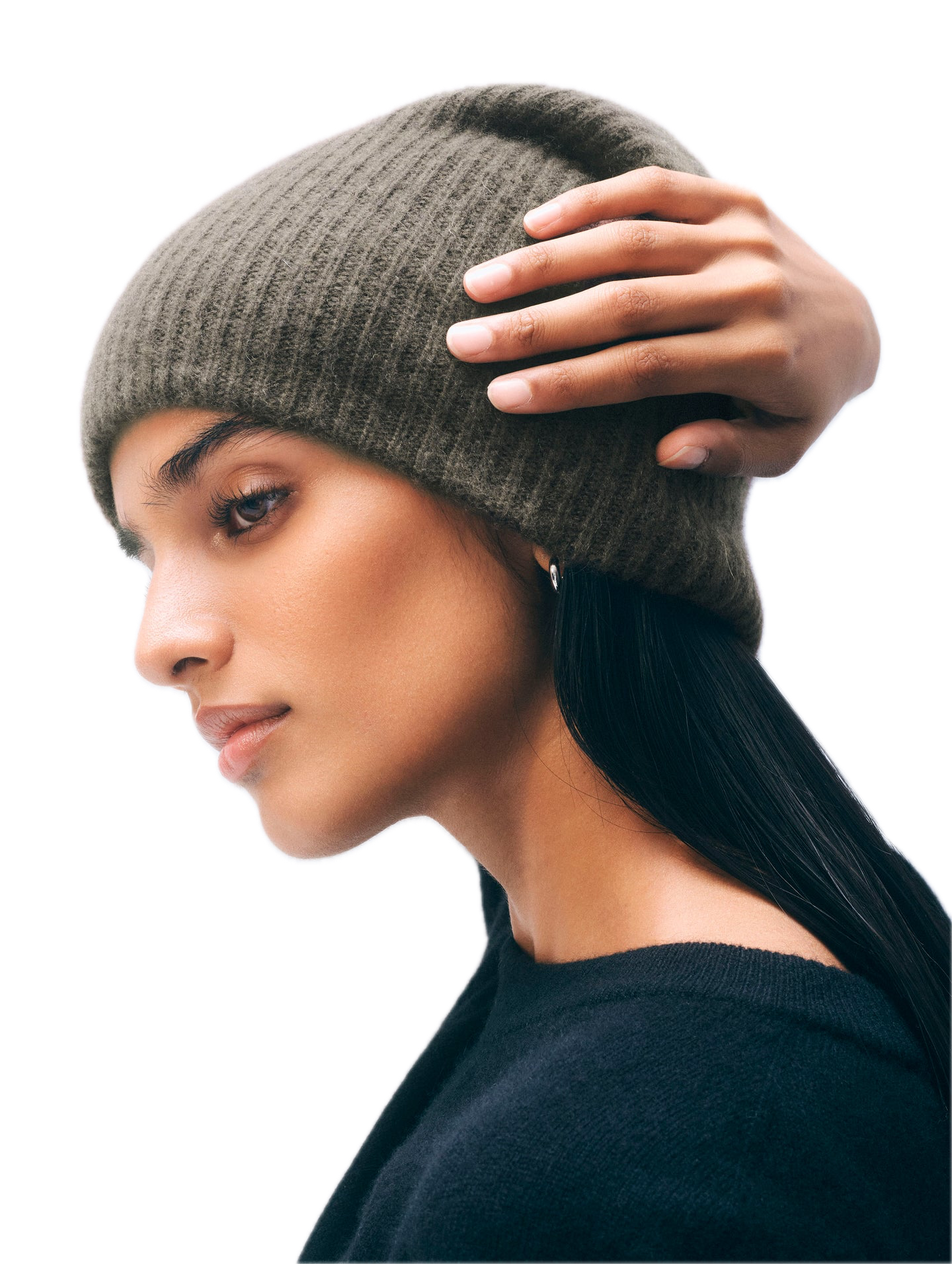 White & Warren Cashmere Ribbed Beanie