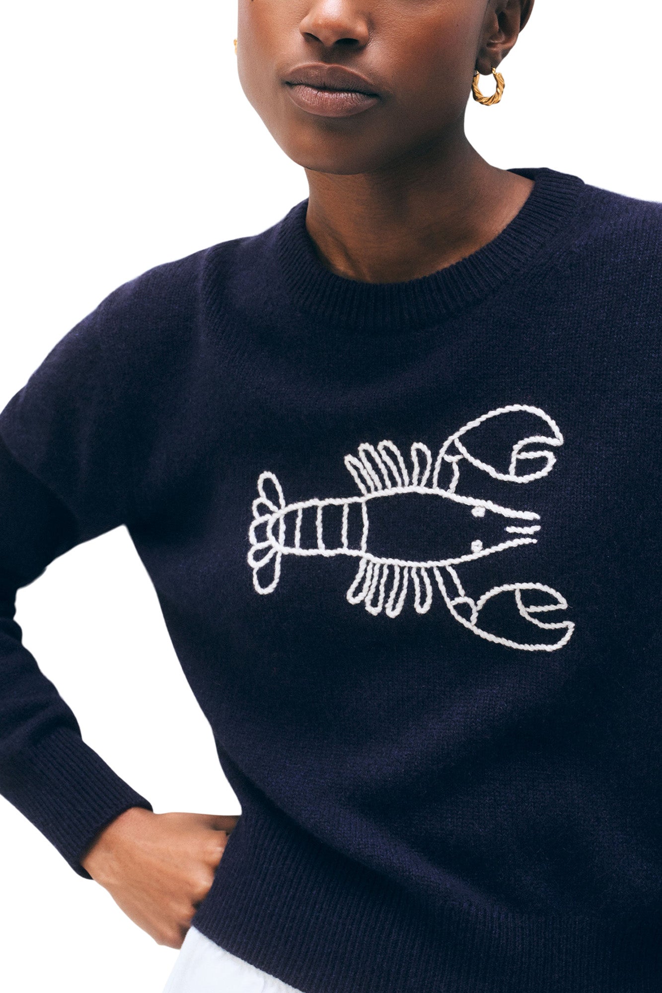 White & Warren Cashmere Embroidered Lobster Crewneck in Deep Navy-Soft White