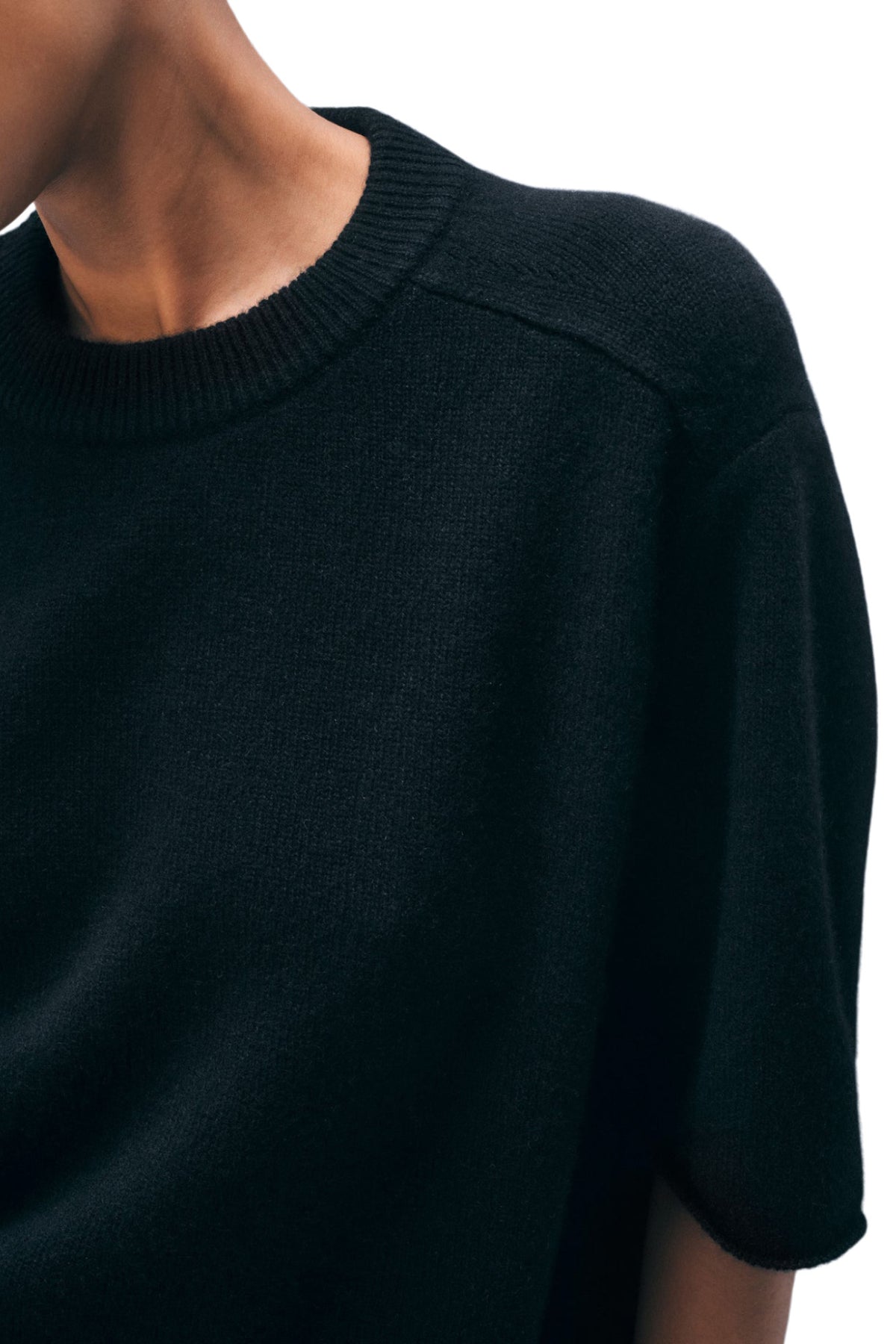 White & Warren Cashmere Oversized Tee in Black