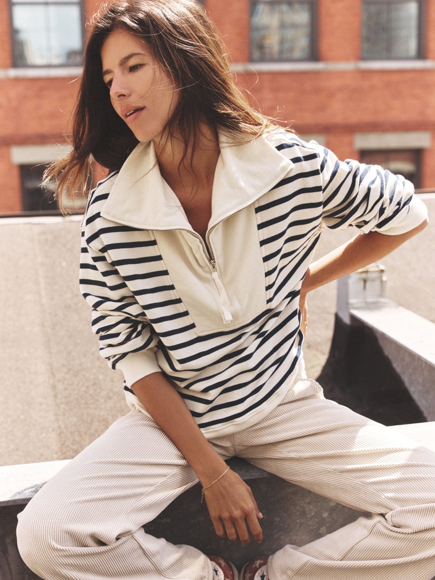 Xirena Kat Sweatshirt in Natural Stripe