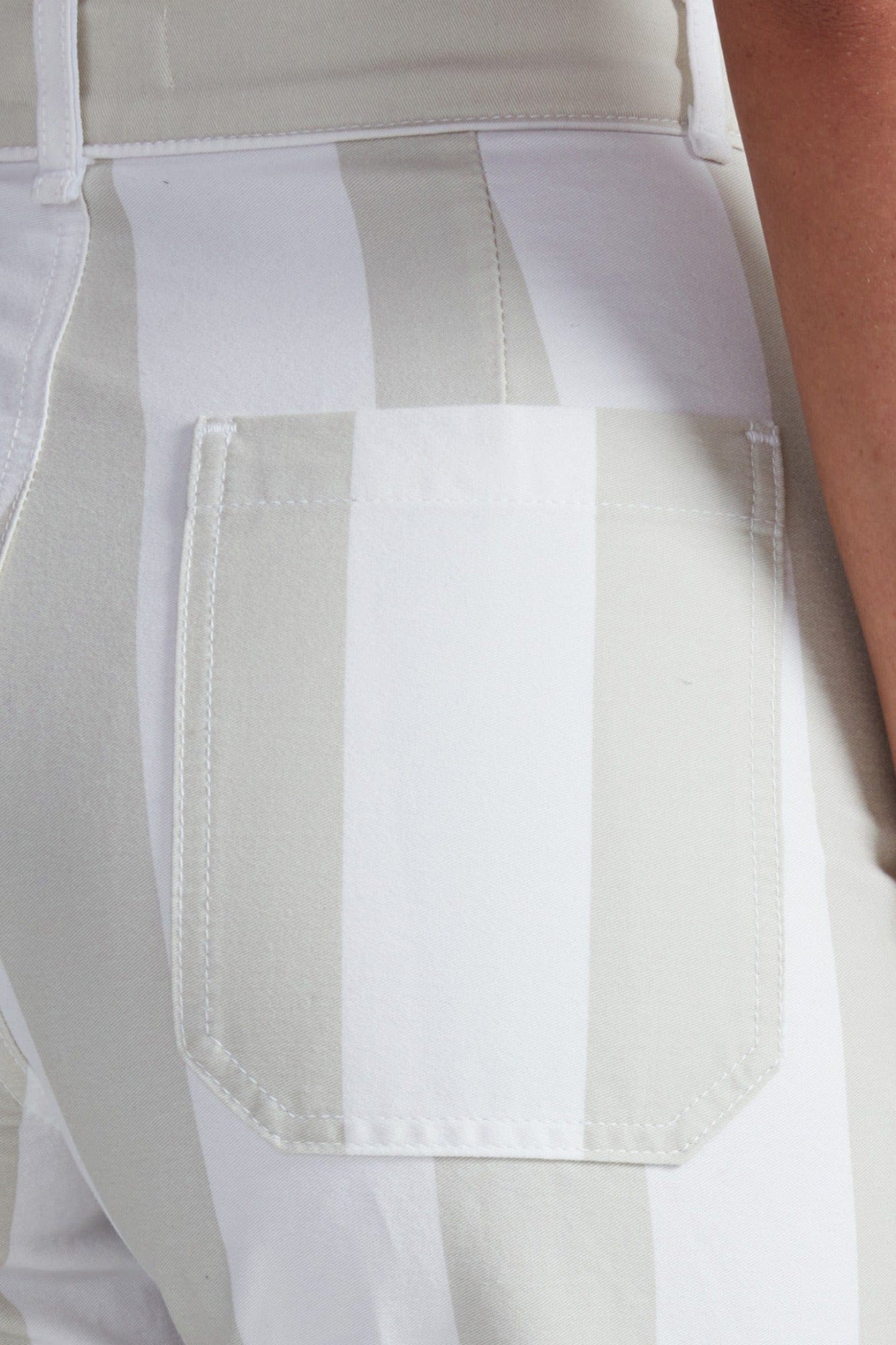 AKK NY Cropped Sailor in Sand Stripe
