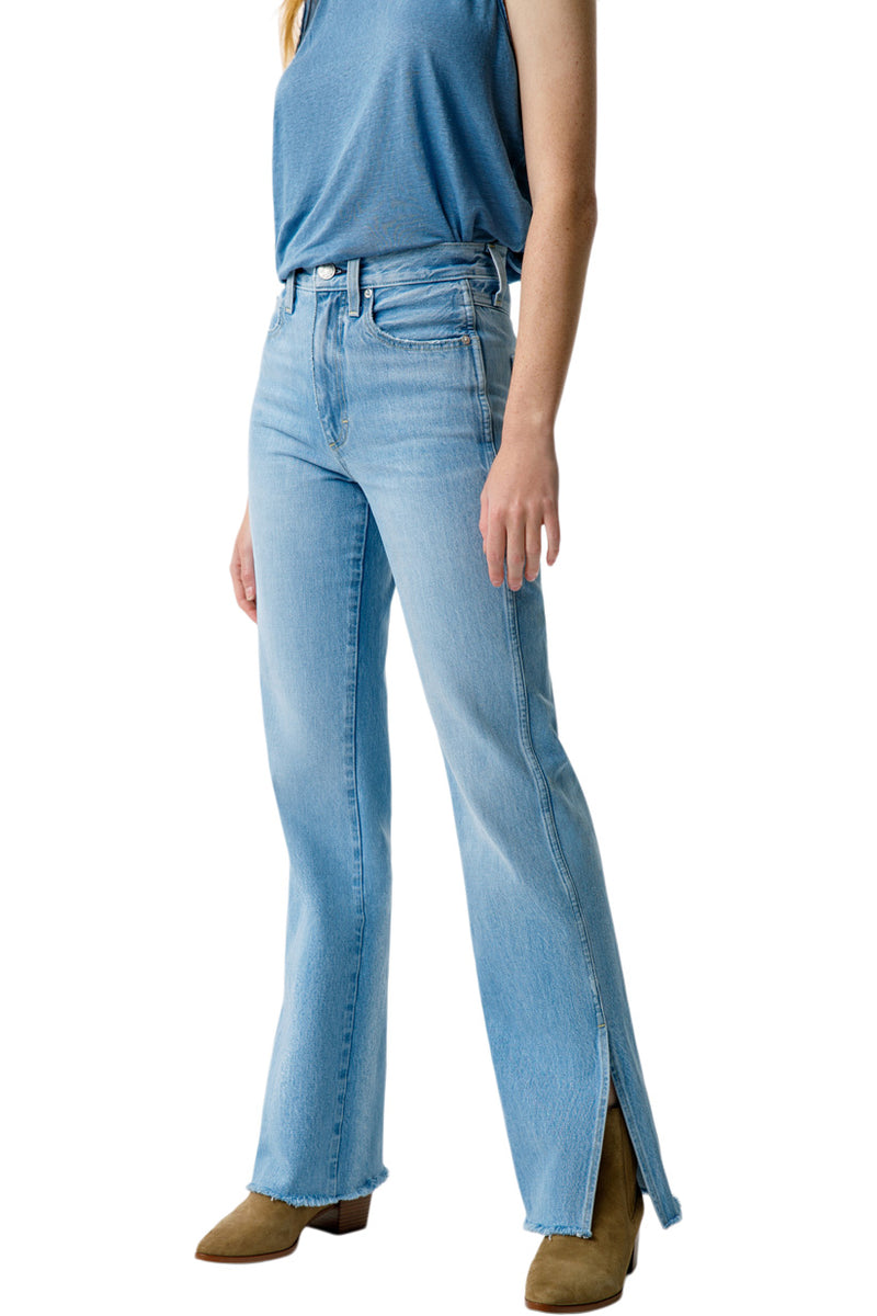 Amo Denim Liz Split Flare in Infatuation
