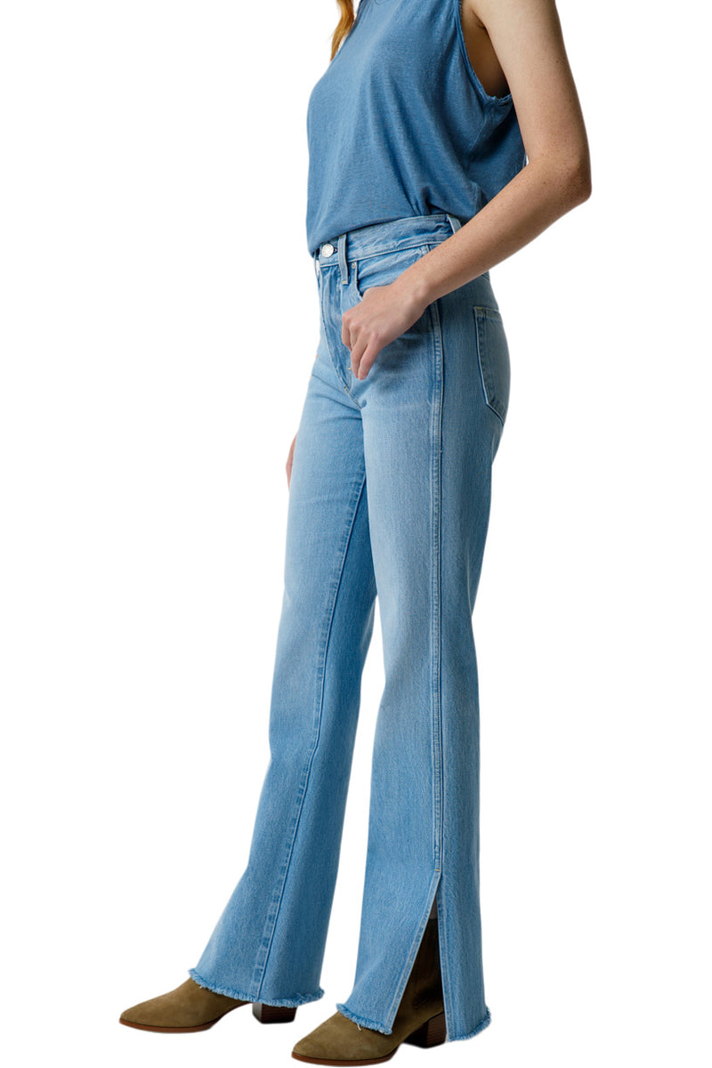 Amo Denim Liz Split Flare in Infatuation