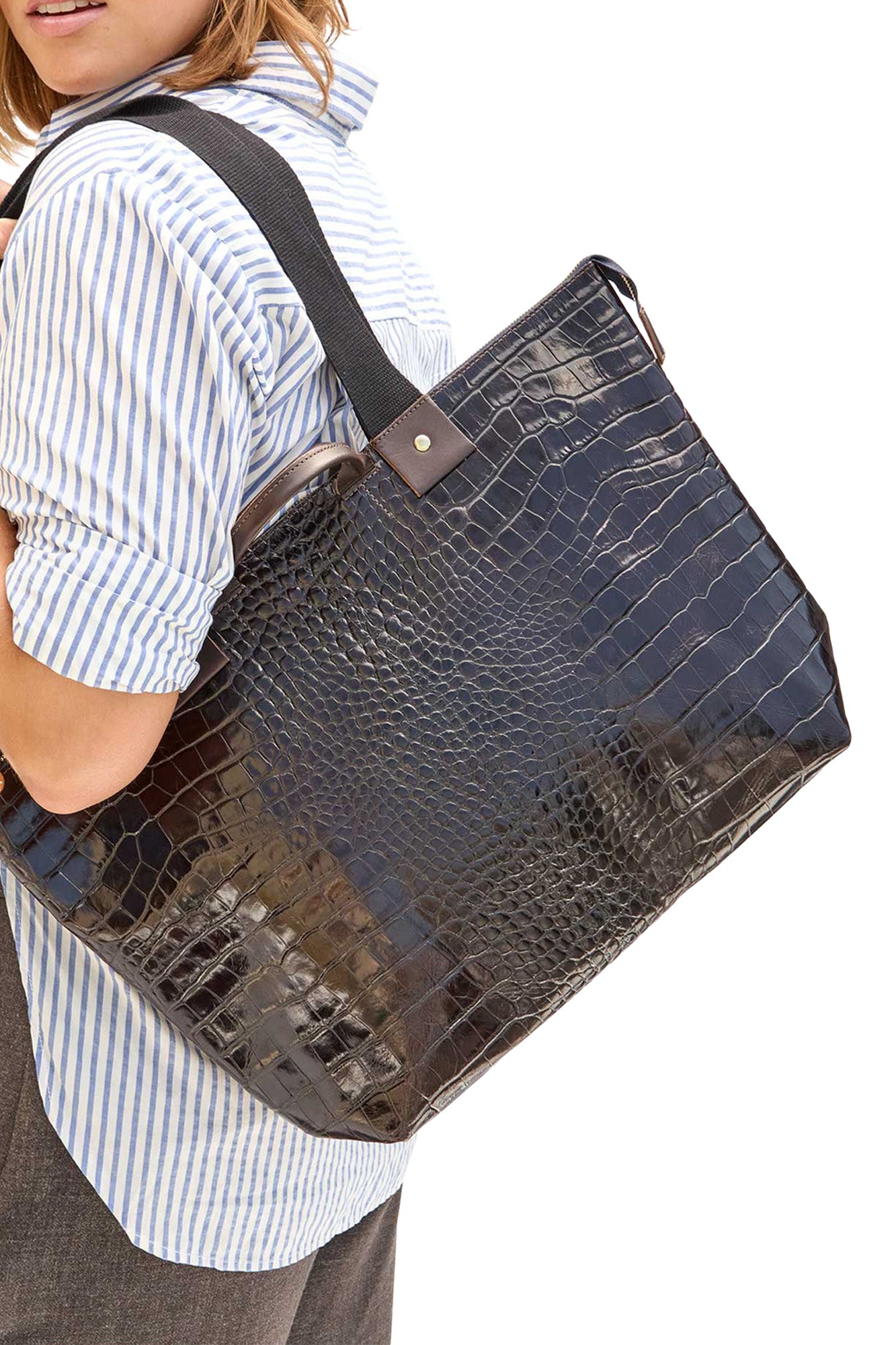 Clare V. Le Zip Sac in Kalamata Croco