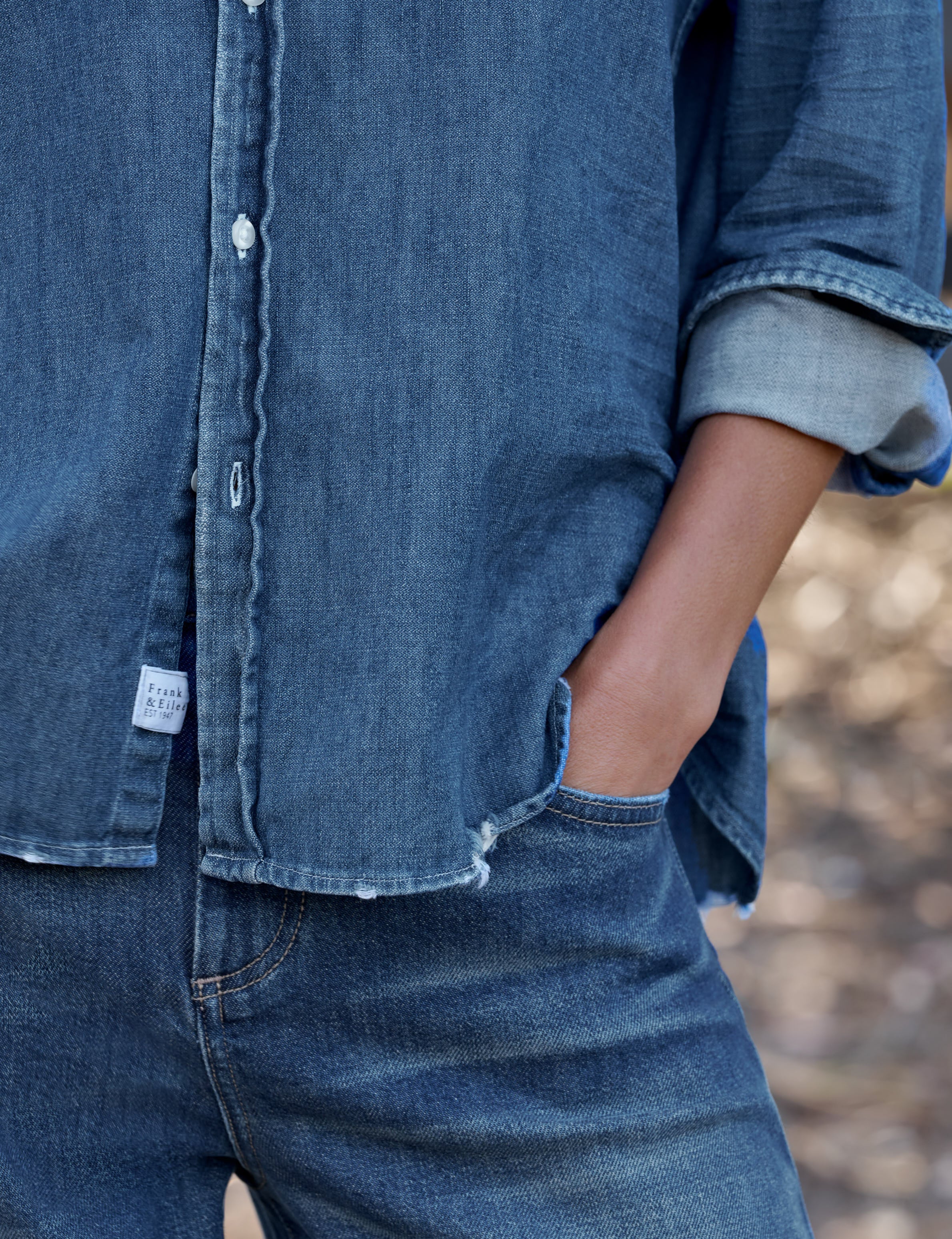 Frank & Eileen Eileen Relaxed Button Up Shirt in Distressed Indigo Wash