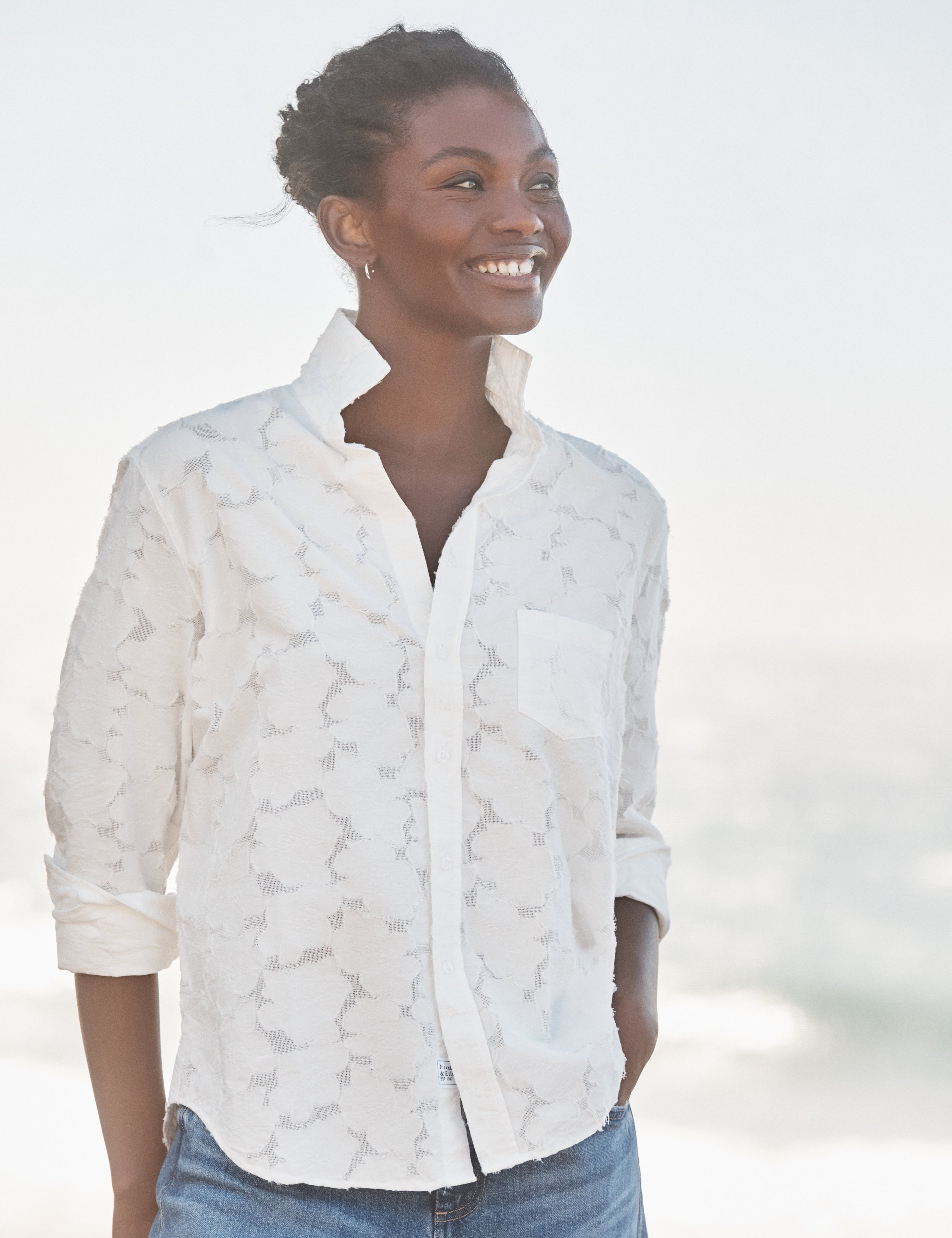 Frank & Eileen Eileen Relaxed Button Up in Textured White Flowers