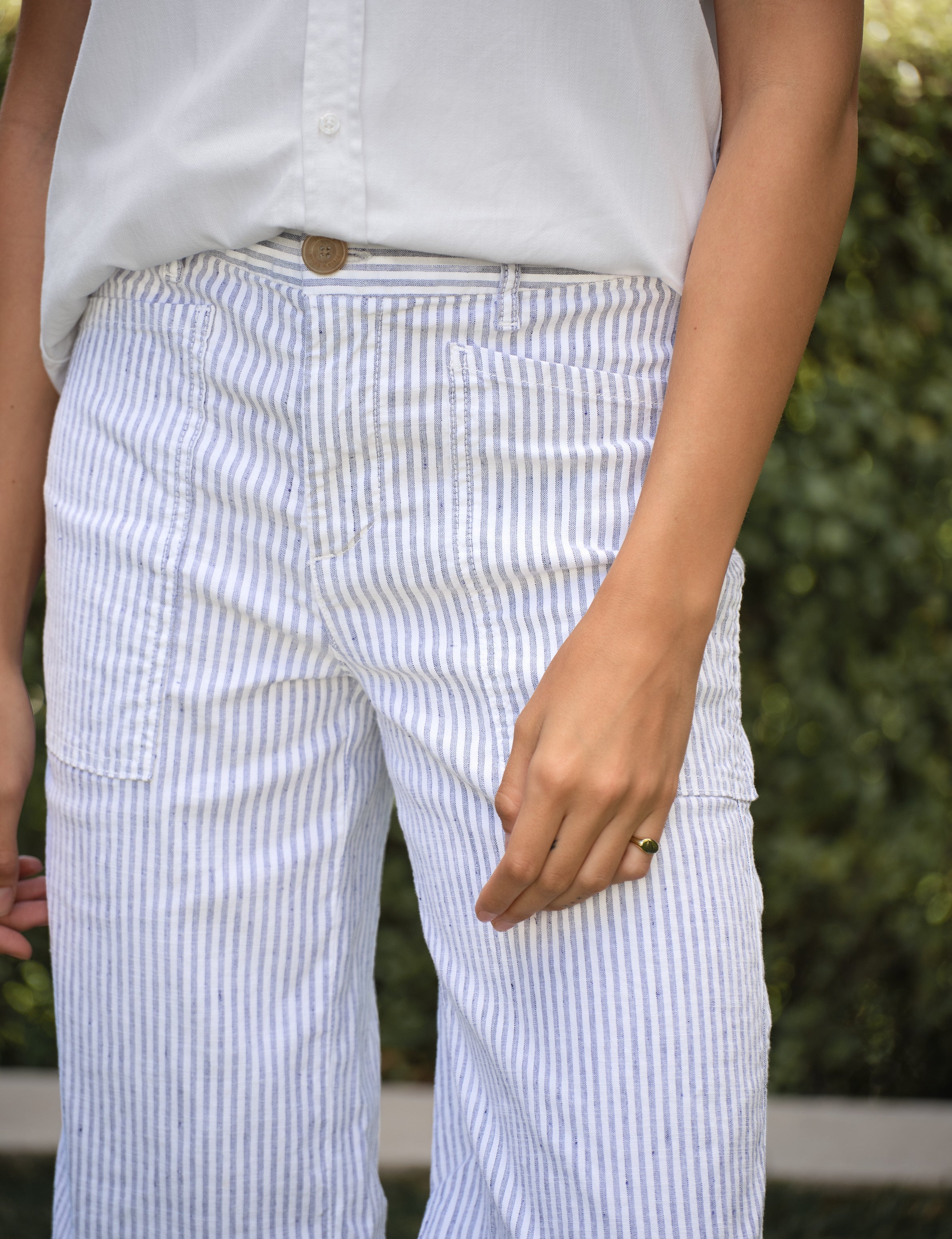 Frank & Eileen Limerick Wide-Leg Carpenter Pant
 in Navy White Stripe