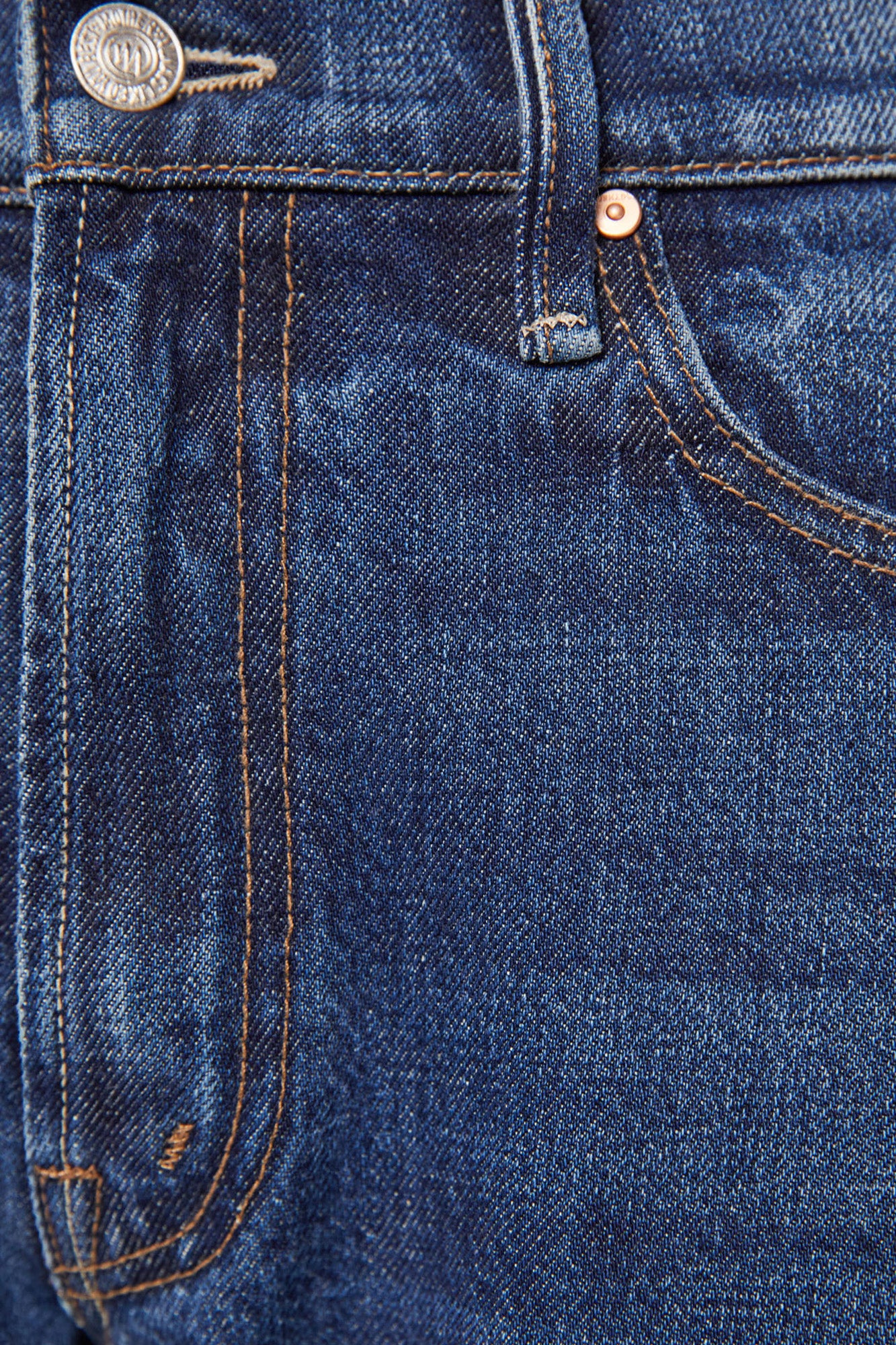 MOTHER Denim Mid Rise Full-Pipe Flood Fray in Unplugged