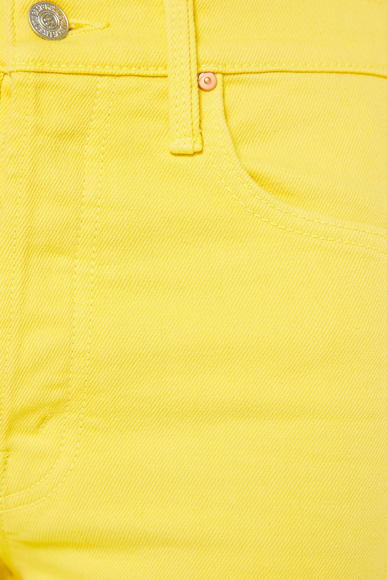 MOTHER Denim Tomcat Roller Fray
 in Sunshine