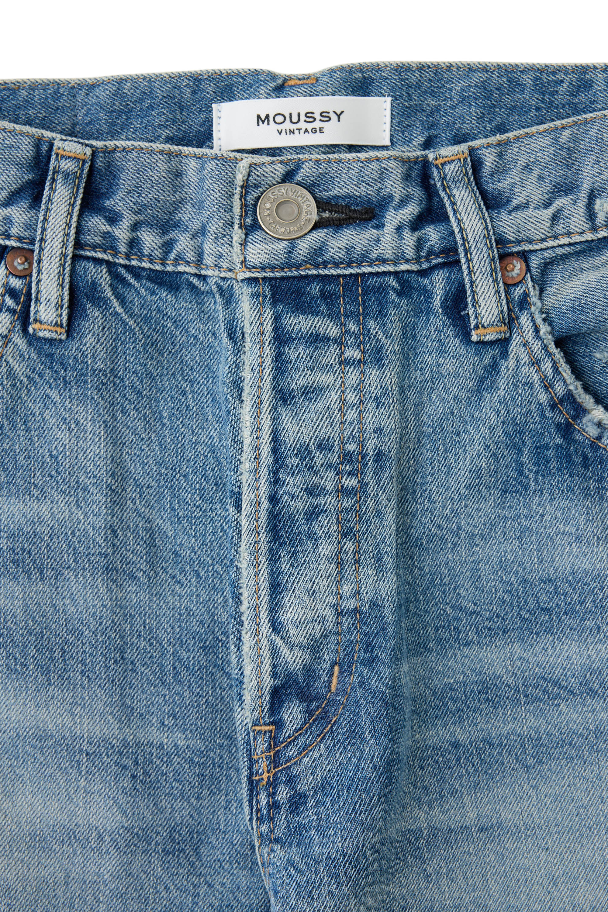 Moussy Denim Leyden Straight Jean in Light Blue