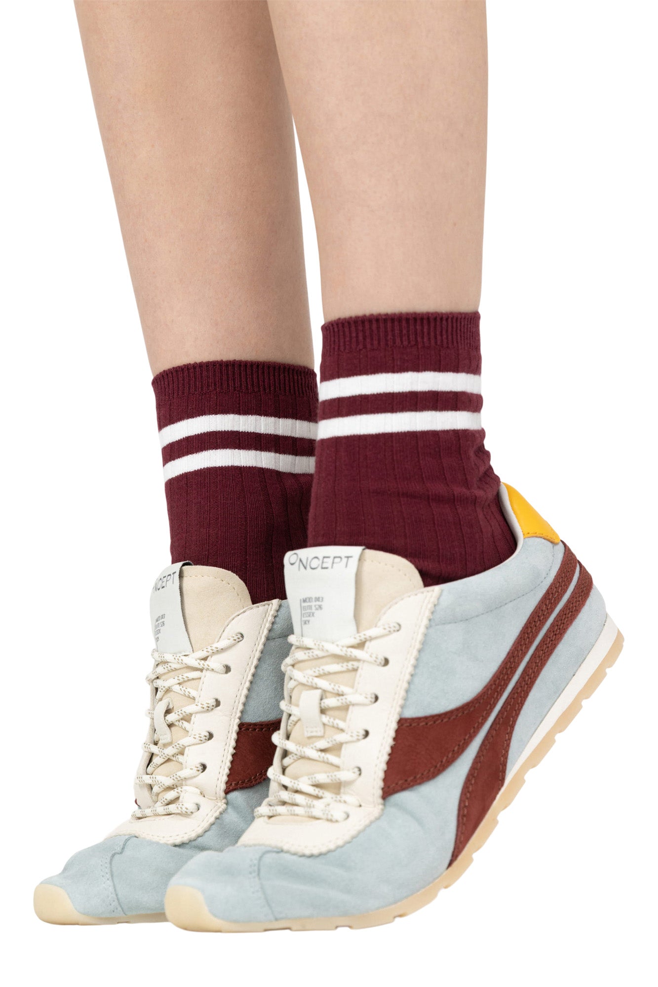 Oncept Essex Sneaker in Sky
