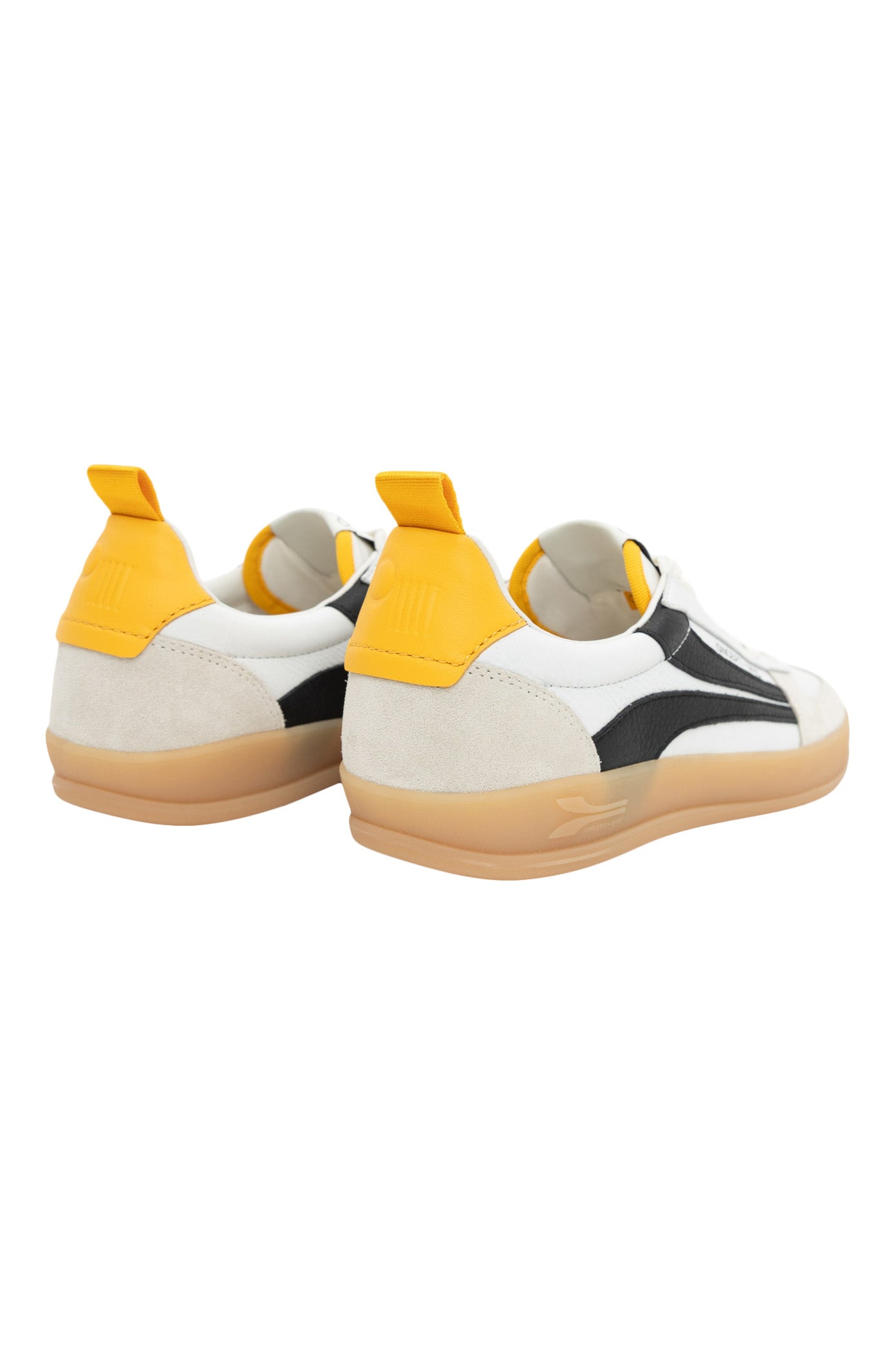 Oncept Fez Sneakers in Retro White