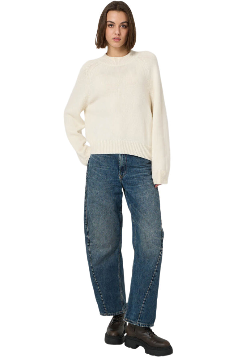 Repeat Cashmere Chunky Cashmere Sweater with Asymmetric Hem in Cream