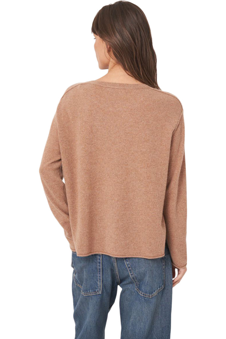 Repeat Cashmere Organic Cashmere Sweater with Round Neck in Camel