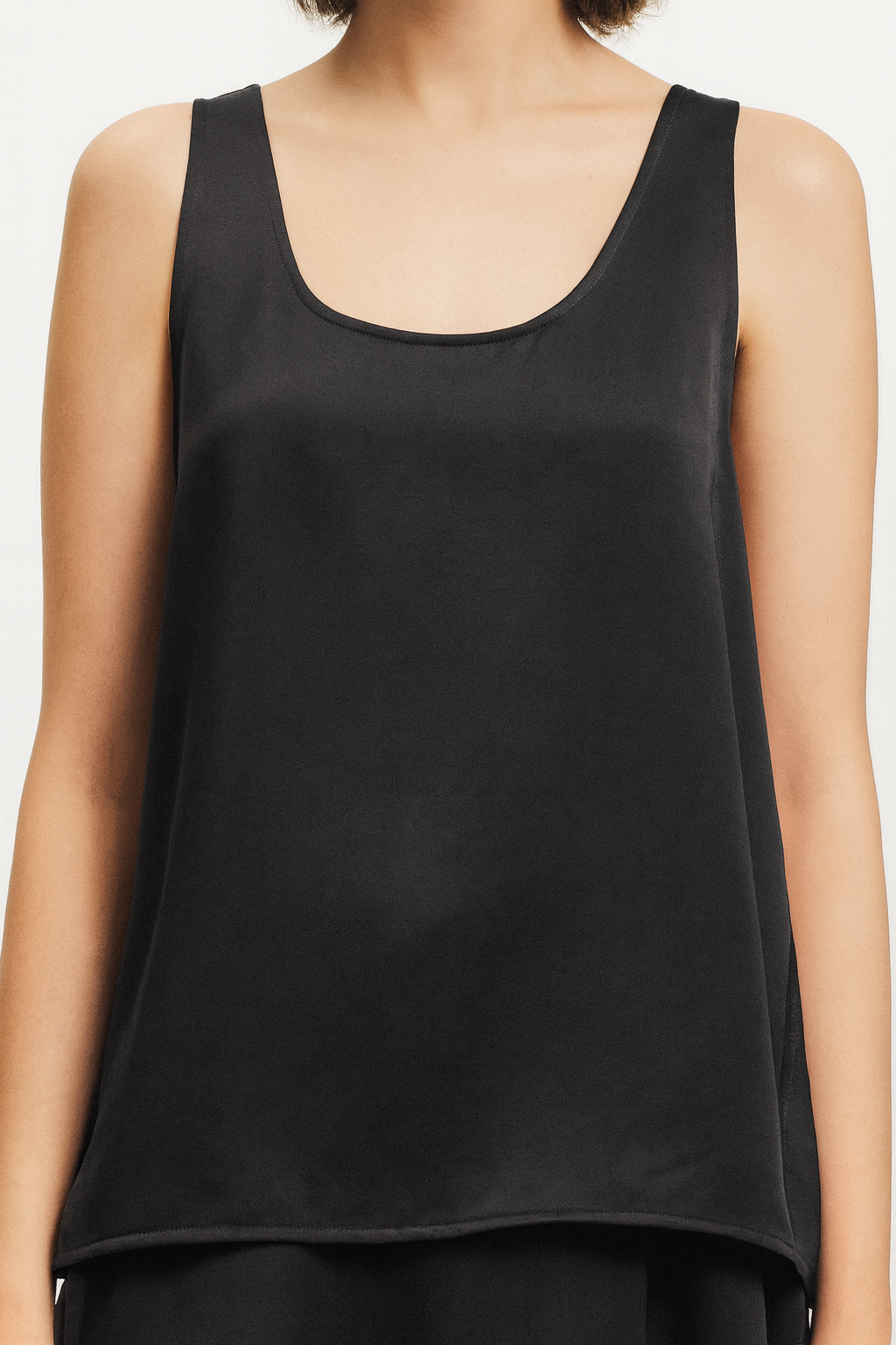 Saint Art Isola Scoop Neck Tank in Black