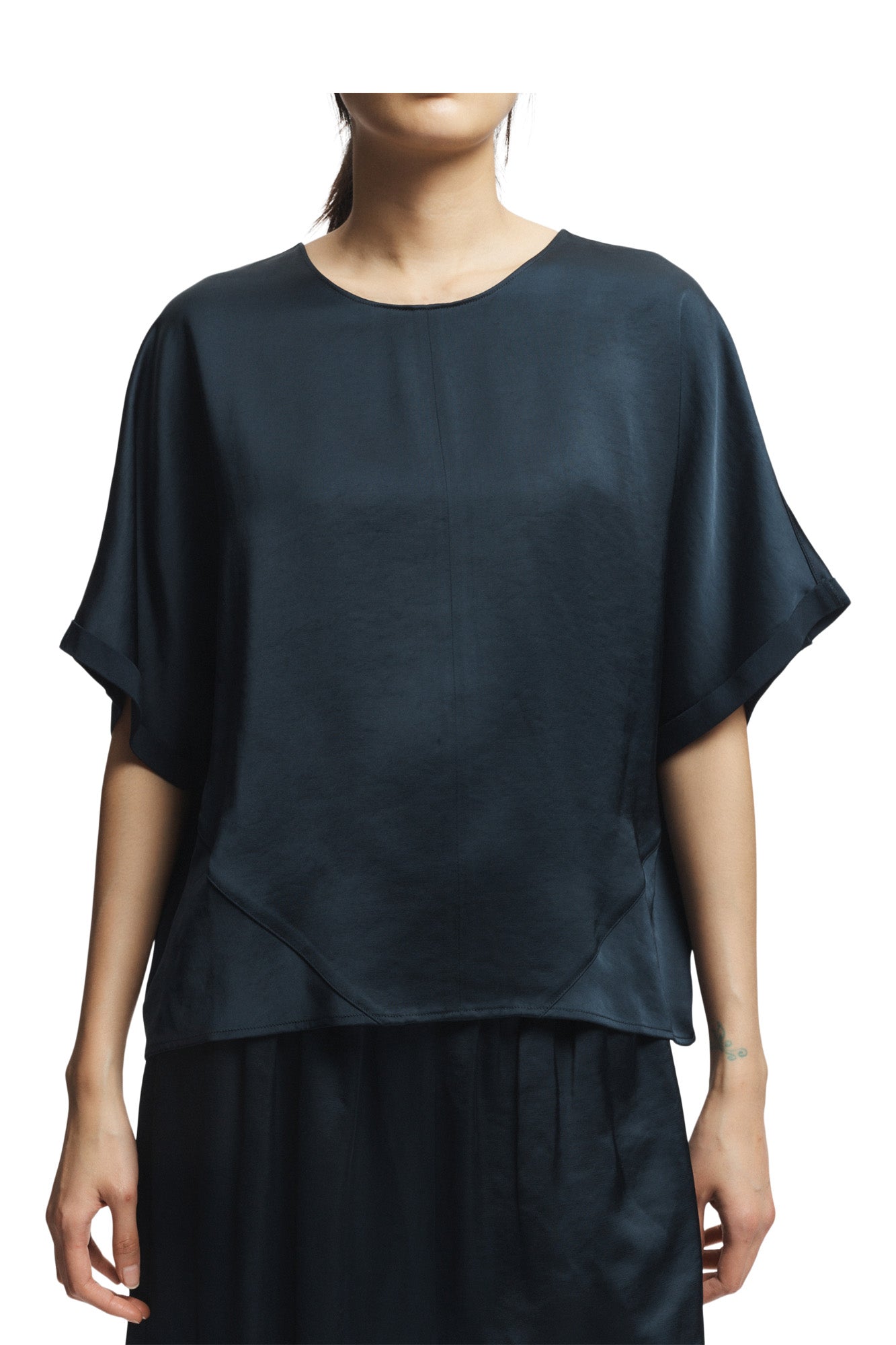 Saint Art Maeve Dolman Blouse in Navy