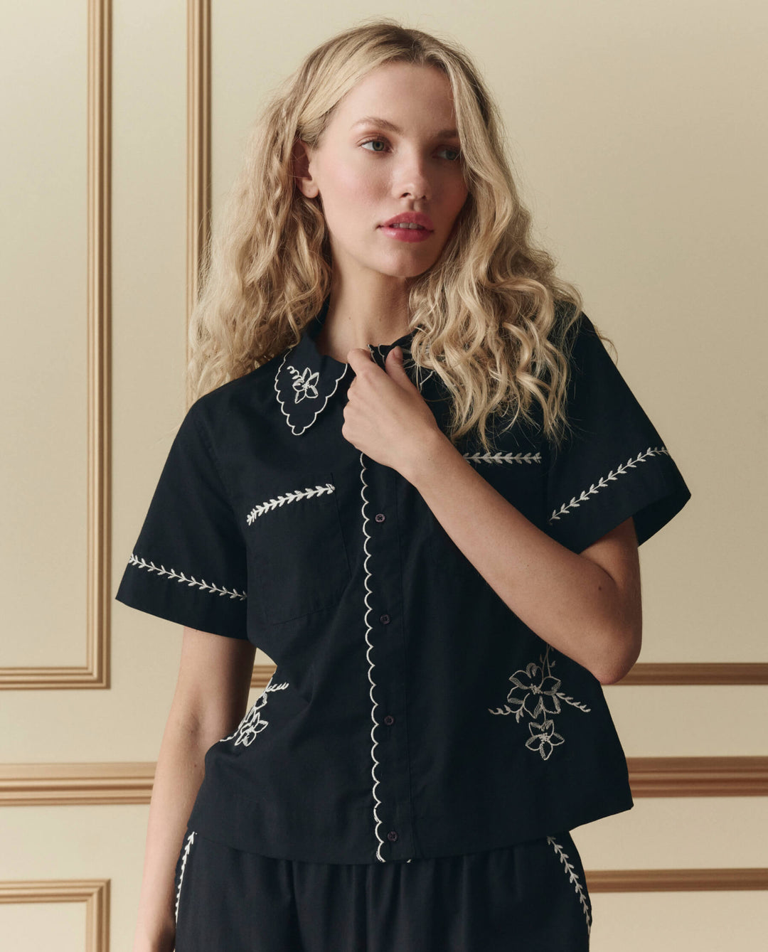 The Great Bowling Shirt with Hanky Embroidery in Black