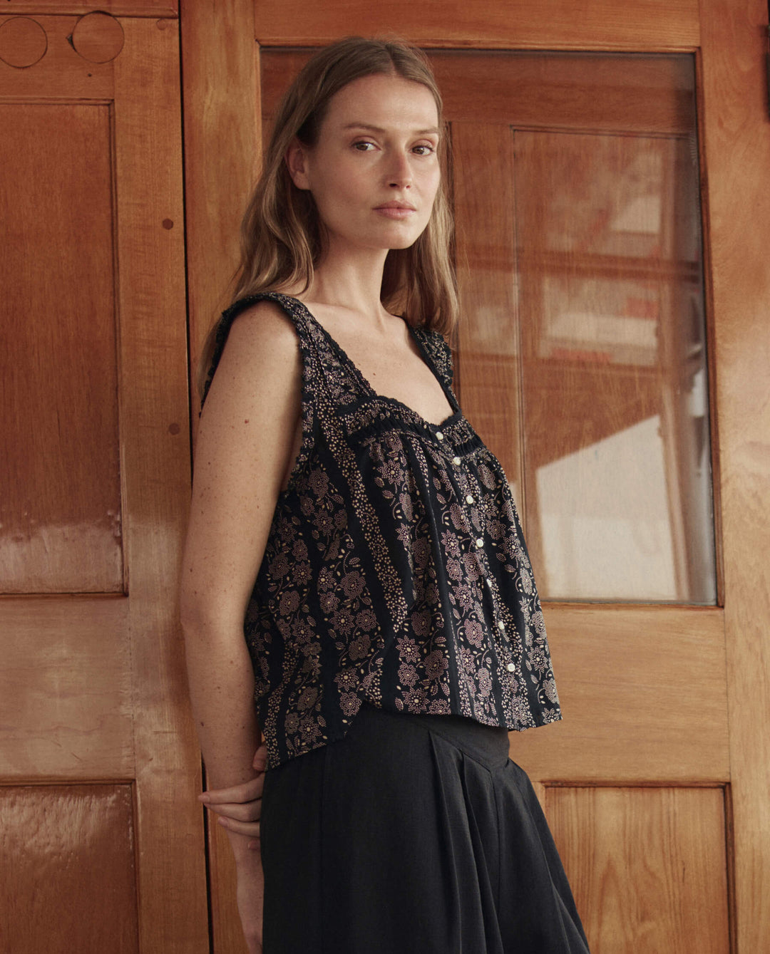 The Great Victorian Pleat Tank in Black and Cream Token Floral