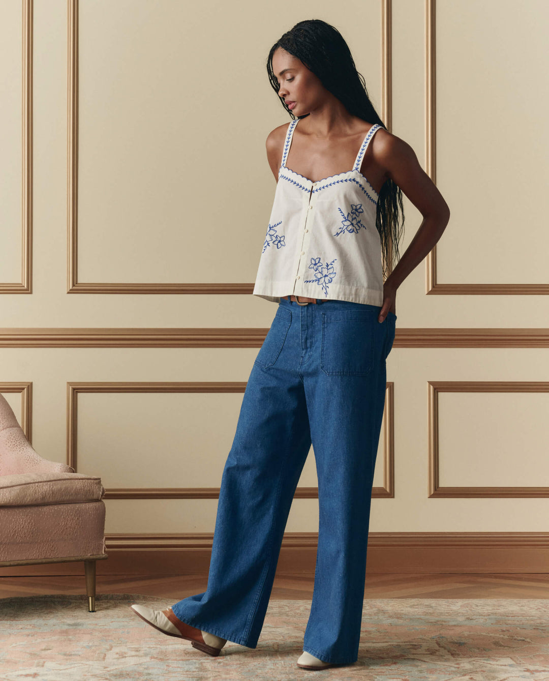 The Great Weekend Tank with Hanky Embroidery in Cream