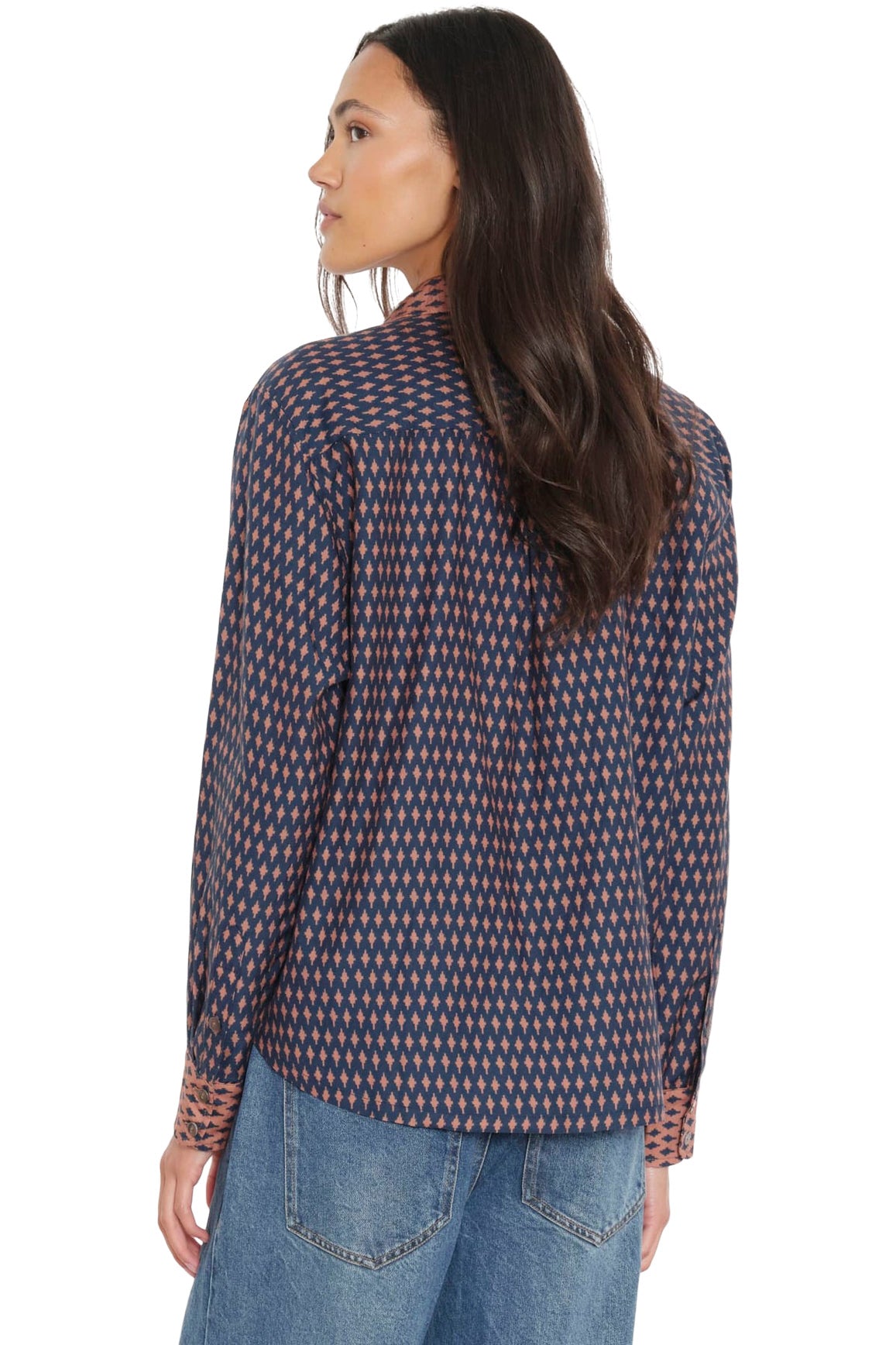 Xirena Beau Shirt in Navy Diamond