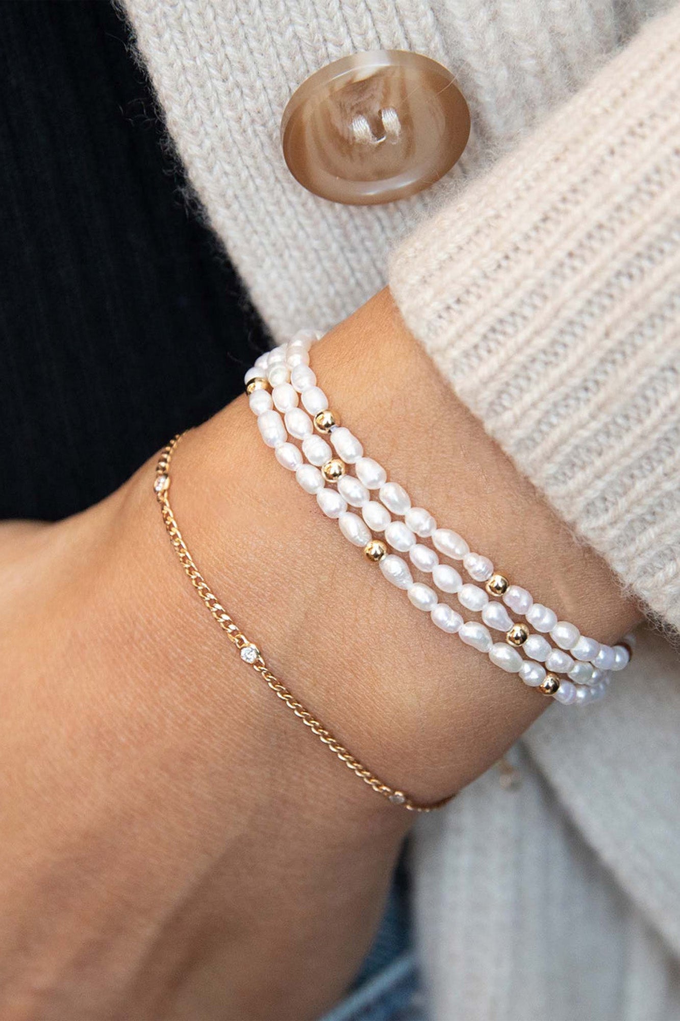 Zoe Chicco Extra Small Curb Chain Bracelet with 5 Floating Diamonds in 14k Yellow Gold
